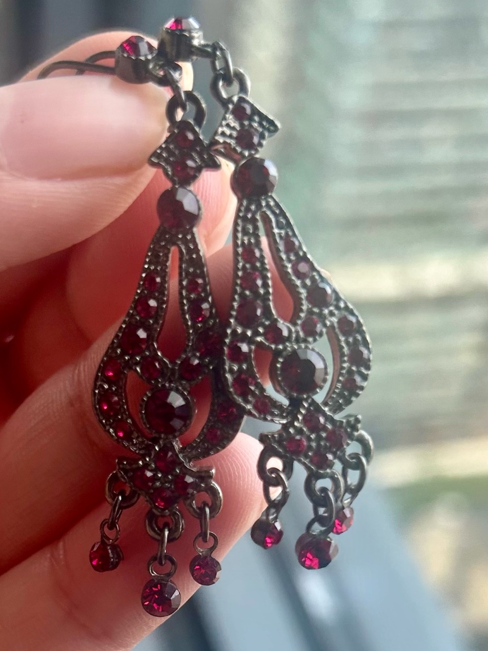 Vintage Style Red Teardrop Dangle Earrings - Elegant Women's Jewelry